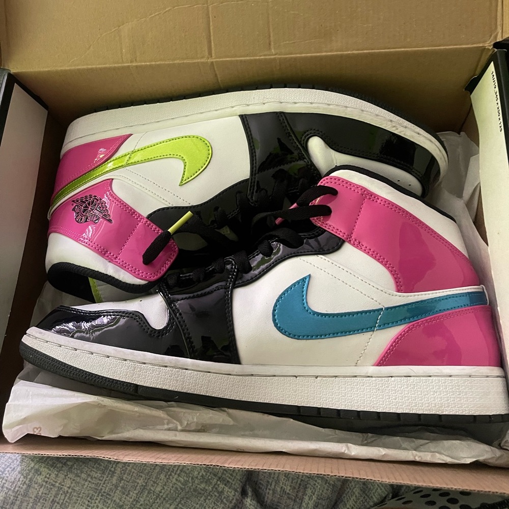 Jordan 1